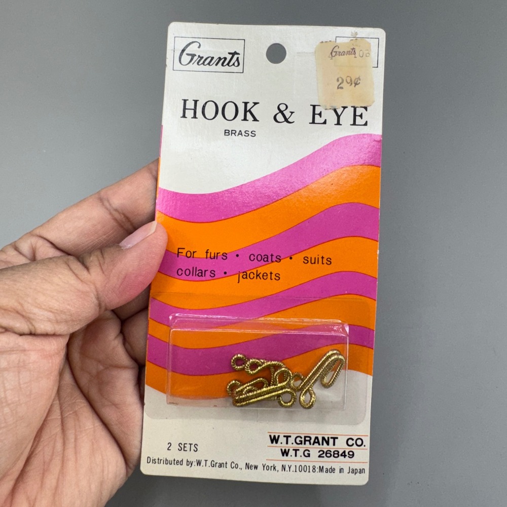 Vintage Grants Brass Hook & Eye 2 Sets Gold Fur Coat Suit Fasteners 26849